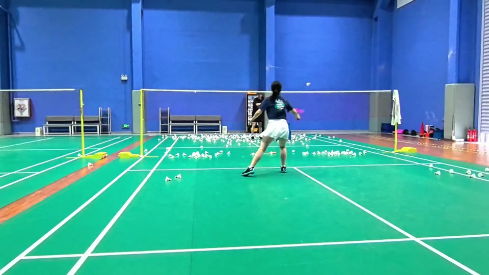 争背后的激 争背后的激