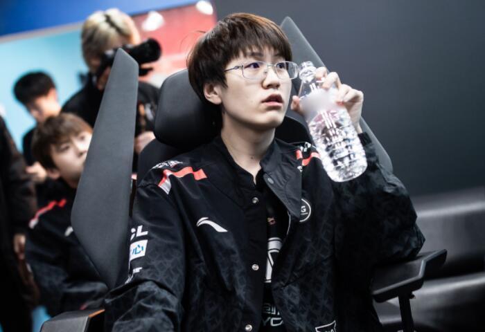 直接影响球 直接影响球