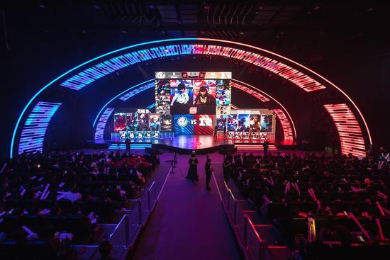 族歧視事件 族歧視事件